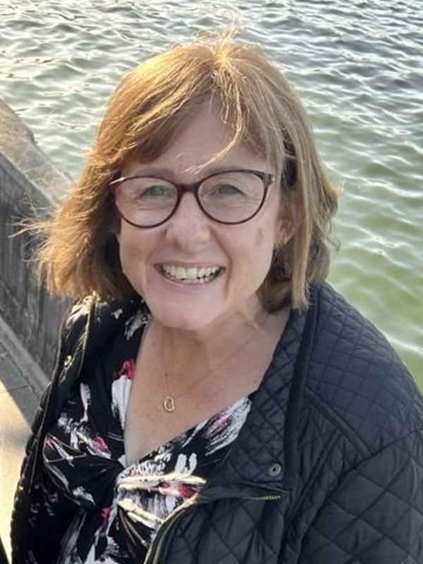  Joanne Outtrim